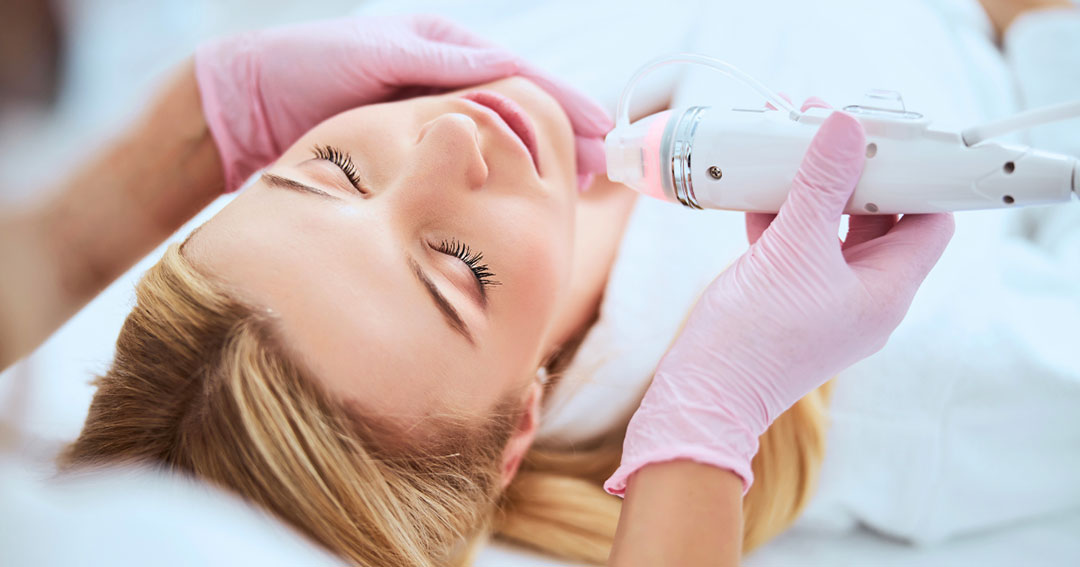 What Is RF Microneedling and How Is It Different from Regular Microneedling?